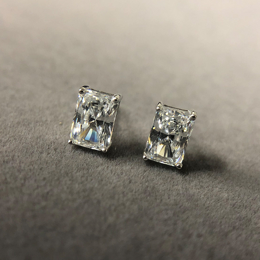 New Rectangular Four-claw Diamond Zircon Earrings