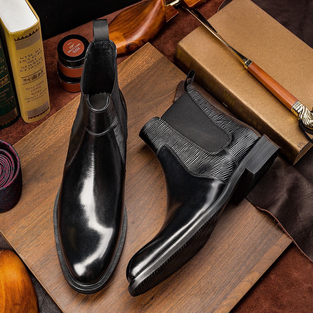 The Atmosphere Delicate Leather Boots Men