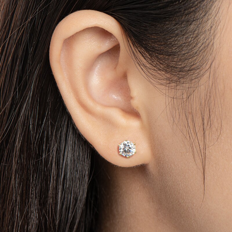 0.5 carat moissanite earrings