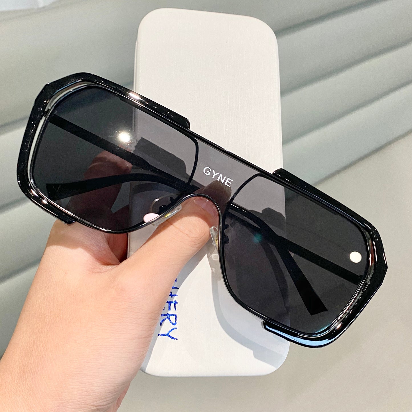 One-Piece Big Frame Square Sunglasses Female Yellow Sunglasses For Men Driving Uv Protection
