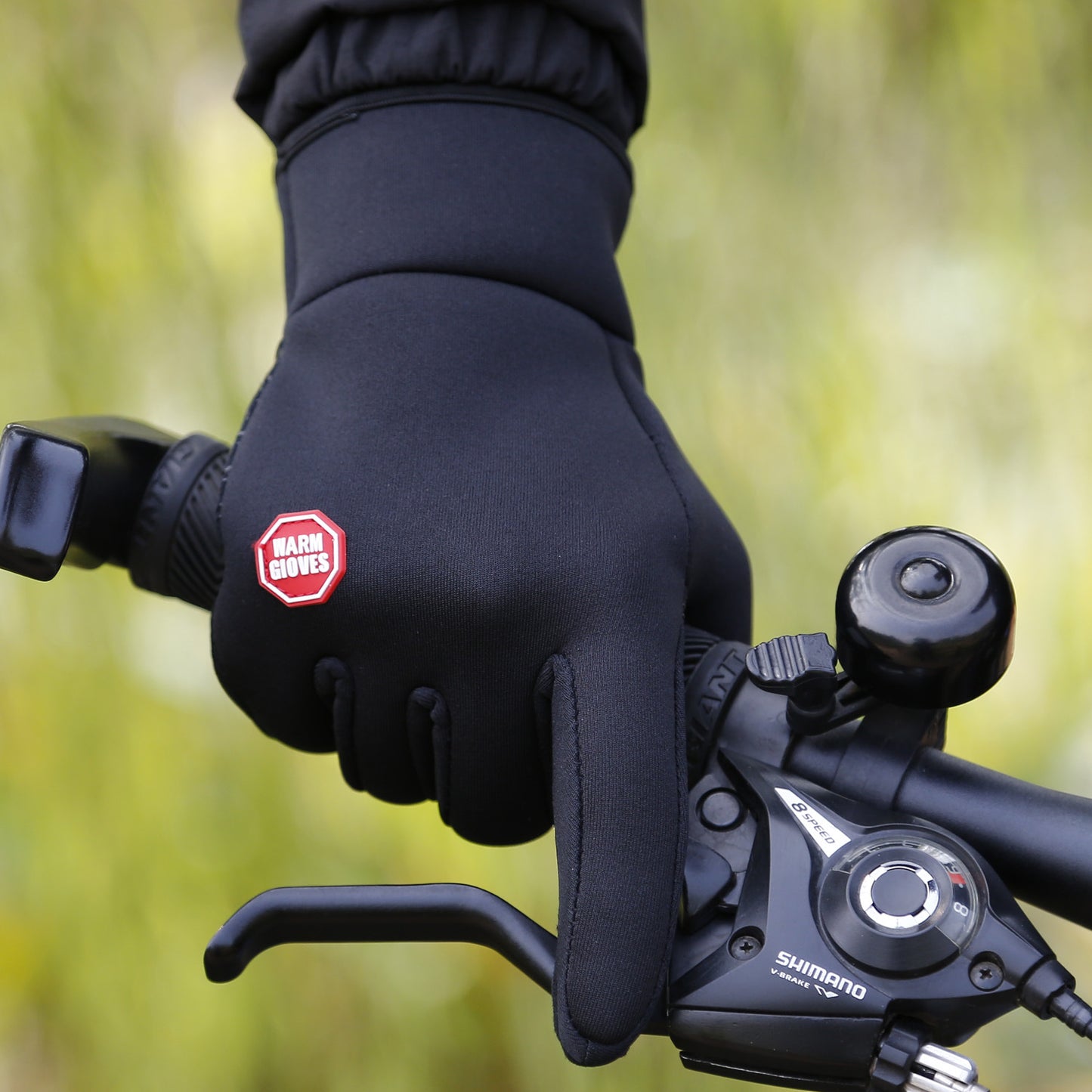 In Autumn And Winter, Warm gloves with velvet are used for cycling and skiing