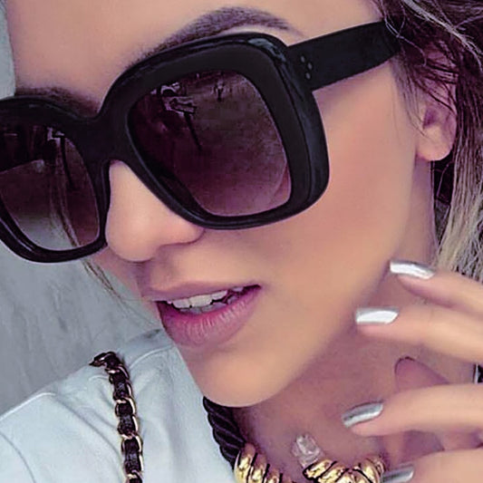 Stylish Women's Sunglasses Retro Square Anti-UV Flat Mirror