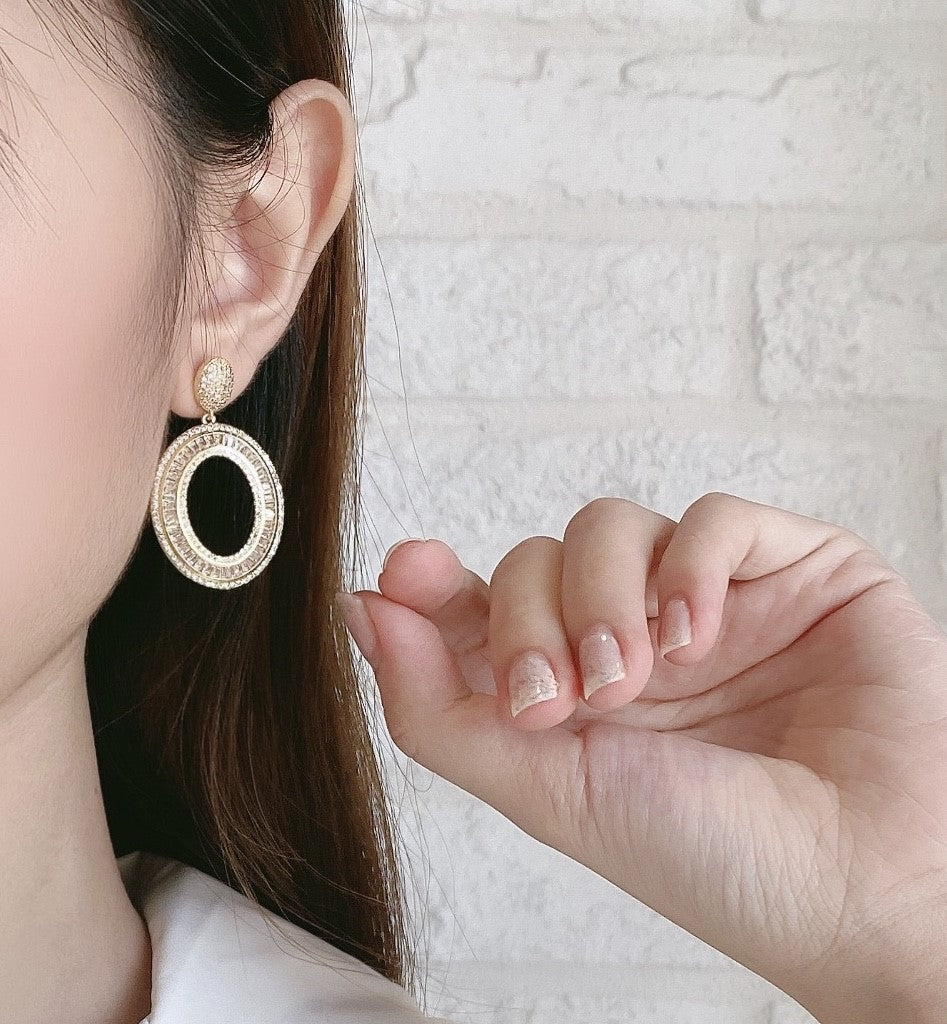 Women's Round Fashion Inlaid Glass Stone Earrings