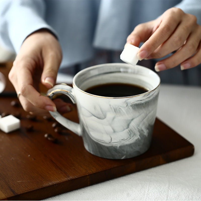 Marbled ceramic cup