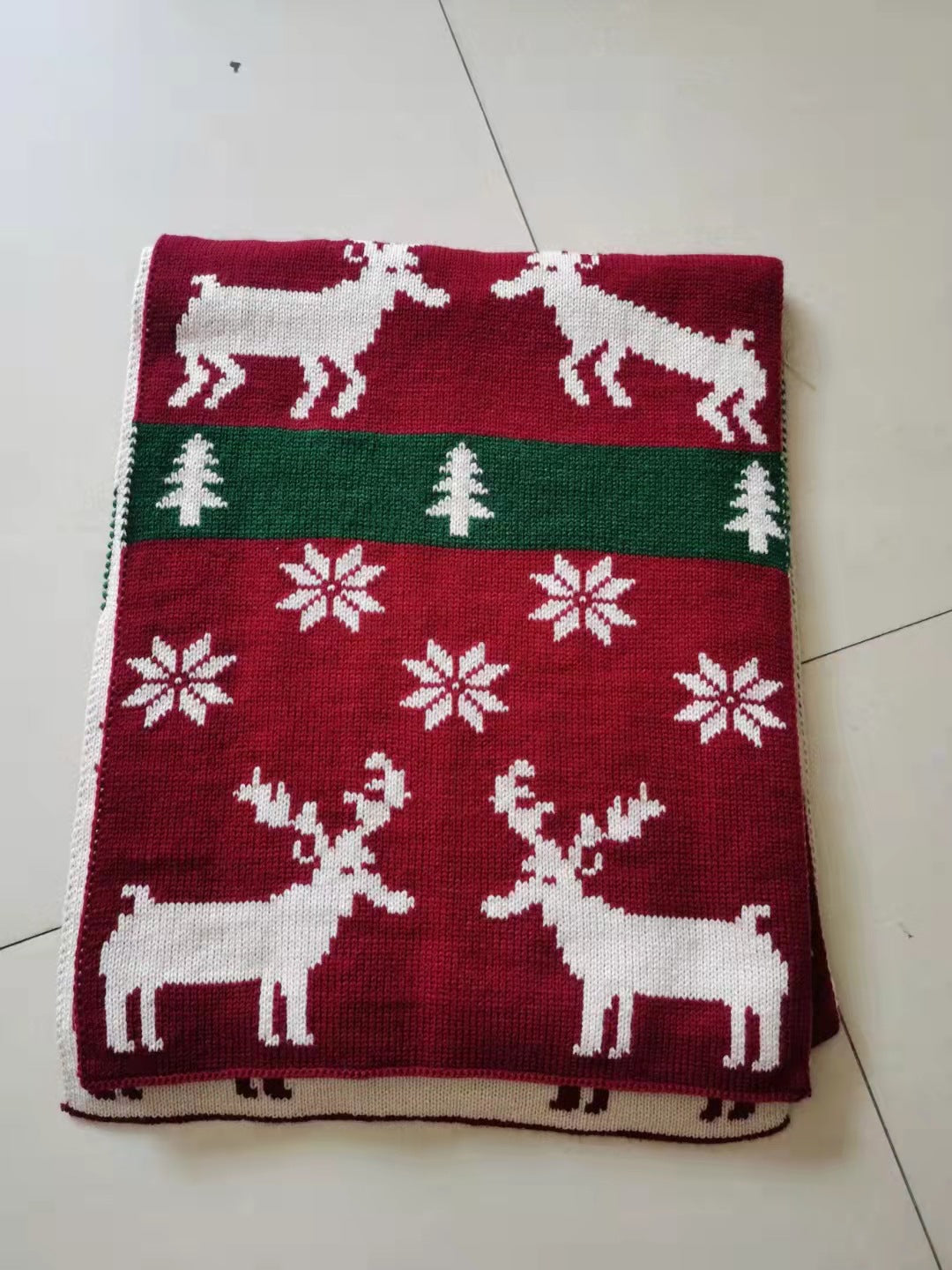 New Knitted Elk Christmas Scarf Fashion Versatile Warm Red Student Lover