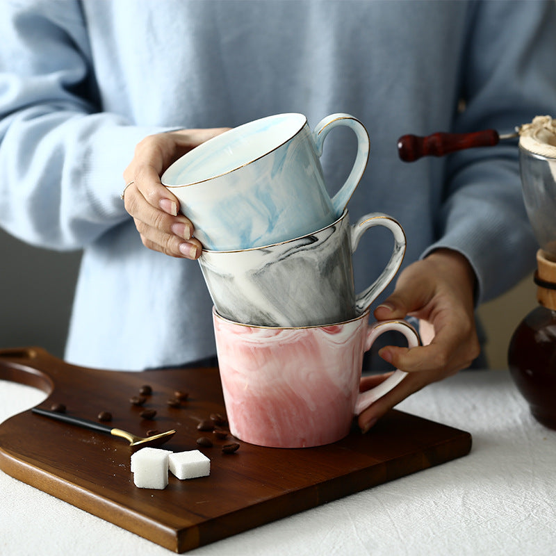 Marbled ceramic cup