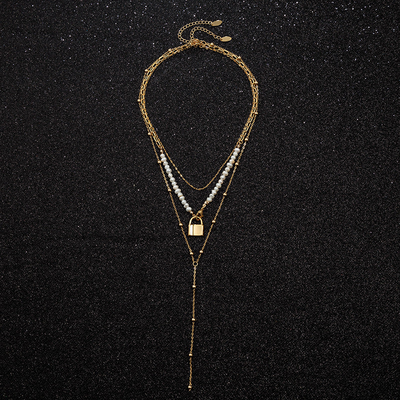 Snake Bone Golden Geometric Bead Pearl Necklace