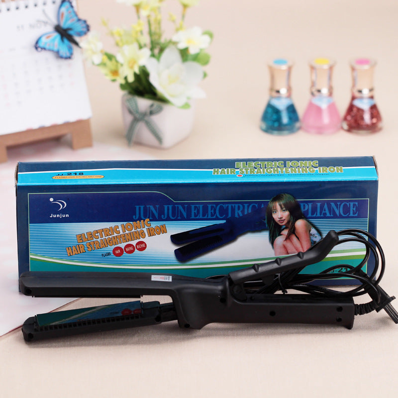 Ceramic hair straightener