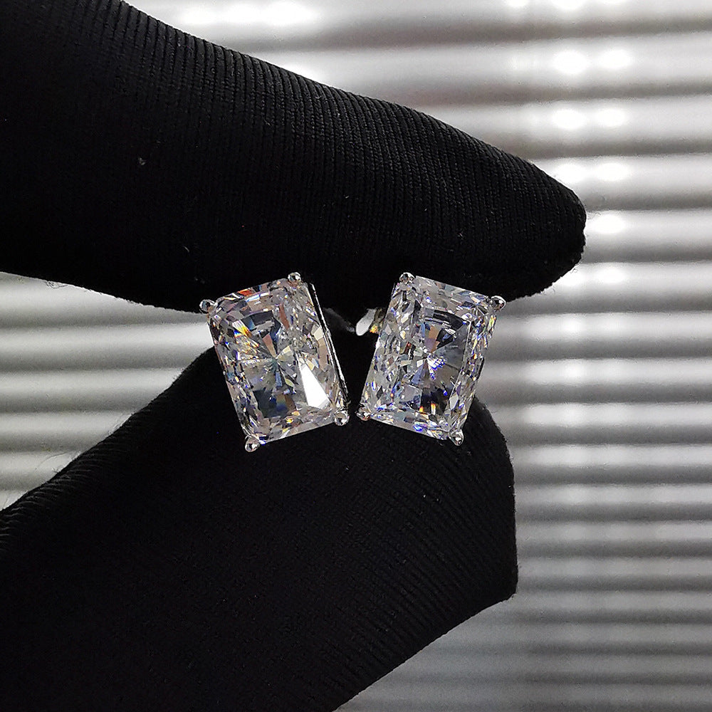 New Rectangular Four-claw Diamond Zircon Earrings